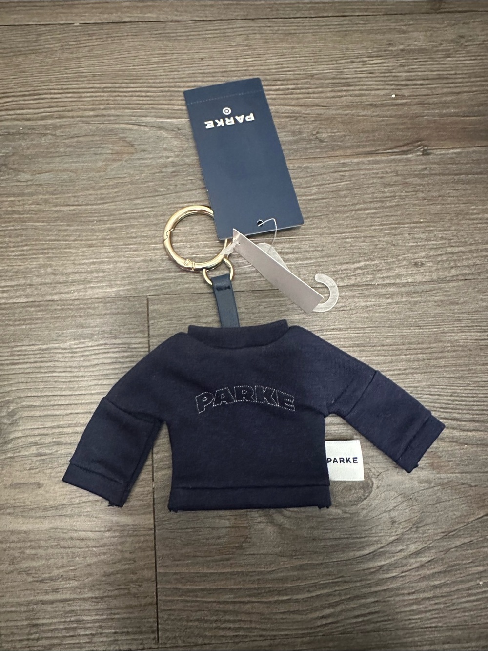 🎯💙 NWT! Mockneck Sweatshirt Keychain - PARKE x TARGET Navy Blue (In hand) - Picture 3 of 6